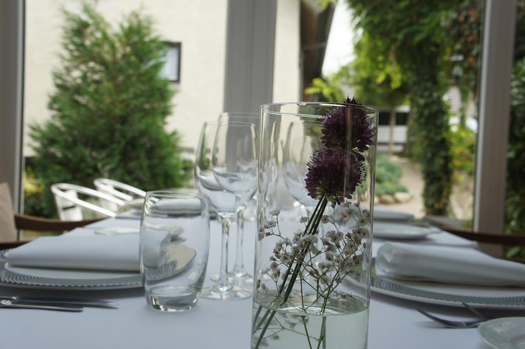 Lyng Dal Hotel Og Restaurant Ry Exterior foto